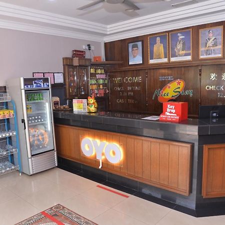 Nice Stay Hotel 라웁 외부 사진