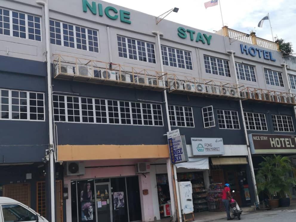 Nice Stay Hotel 라웁 외부 사진
